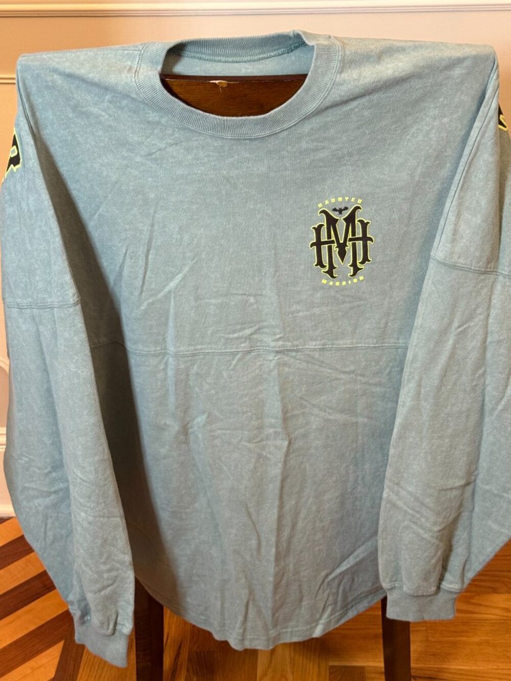 Disney Mint Green Haunted Mansion Spirit Jersey Women's XL. New With Tags! - Picture 3 of 4